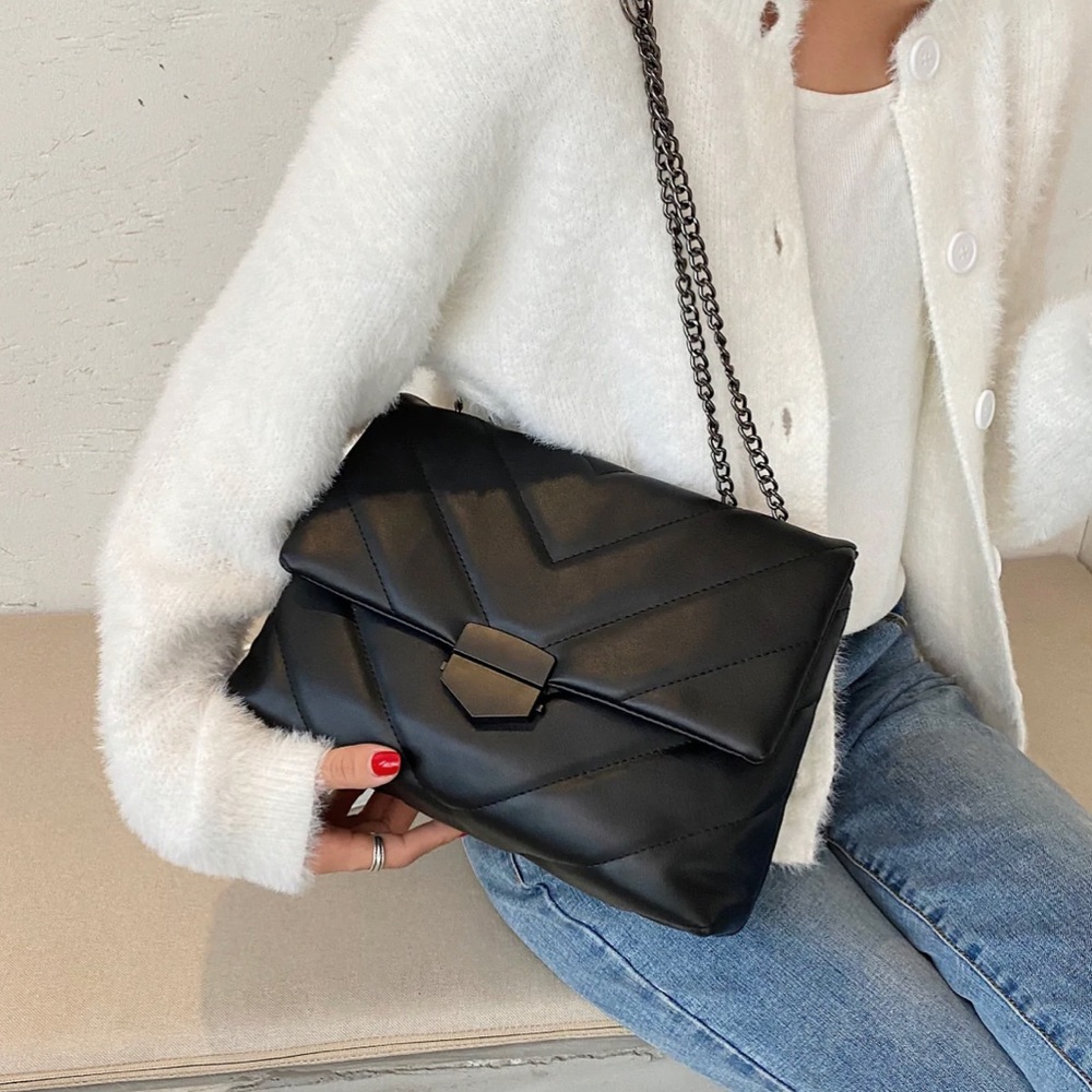 🚫SOLD🚫Black purse
